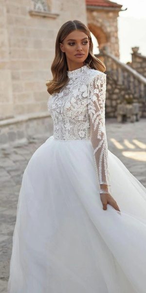 Long sleeve boho wedding dresses