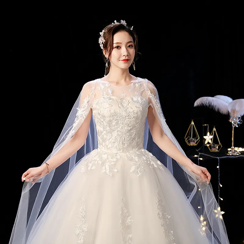 Lace ball gown wedding dress - Image 6