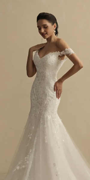 Off the shoulder mermaid wedding dress