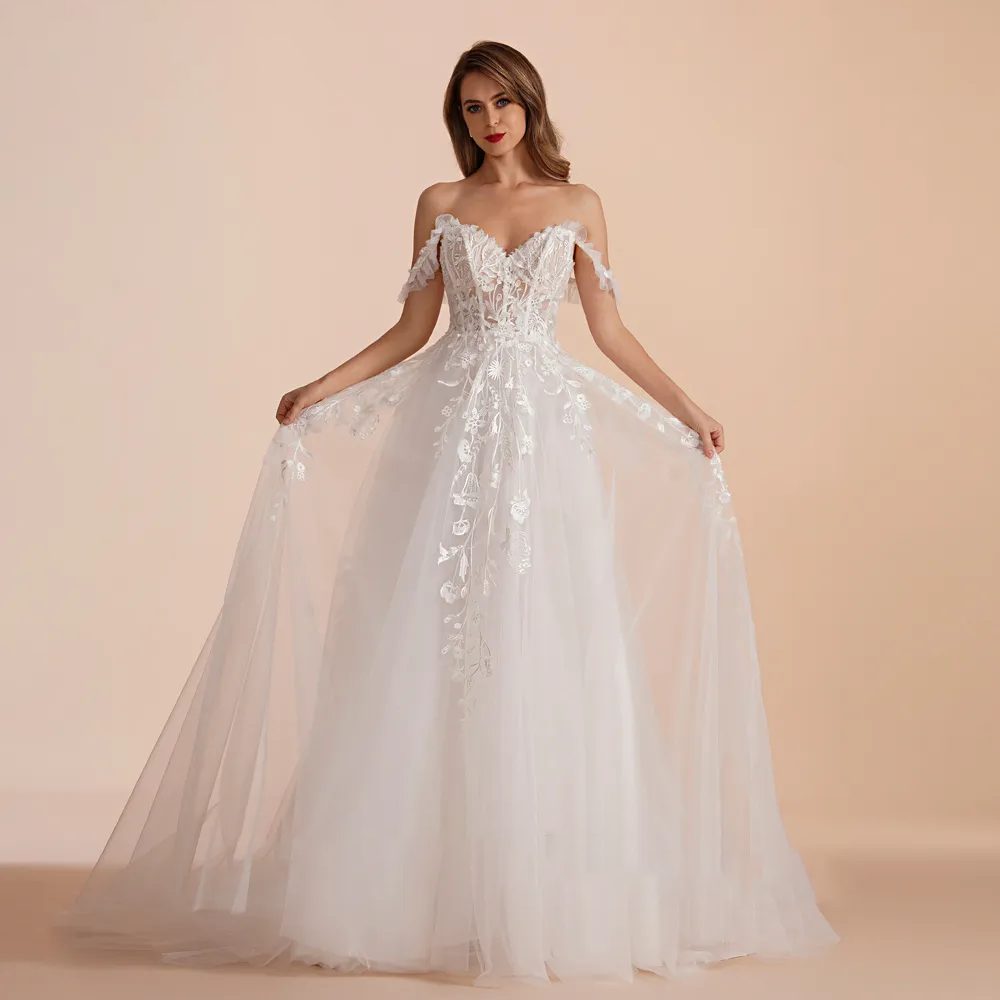Backless boho wedding dress - Image 3