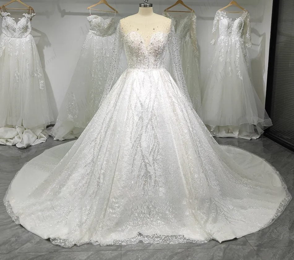Sweetheart neckline princess wedding dress - Image 6