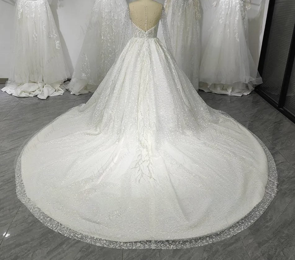Sweetheart neckline princess wedding dress - Image 7