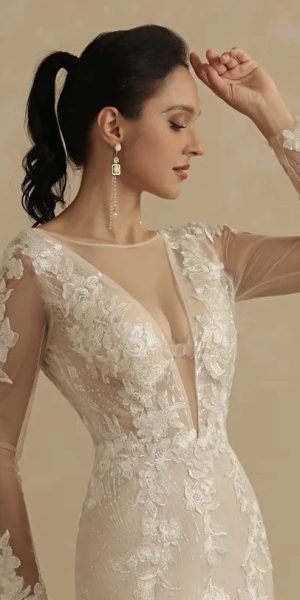 Lace trumpet wedding dress
