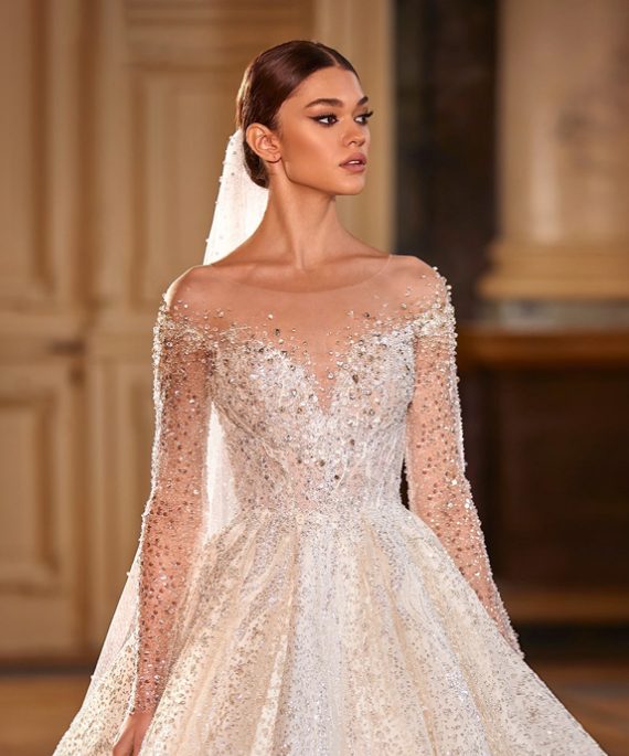 Sweetheart neckline princess wedding dress - Image 4