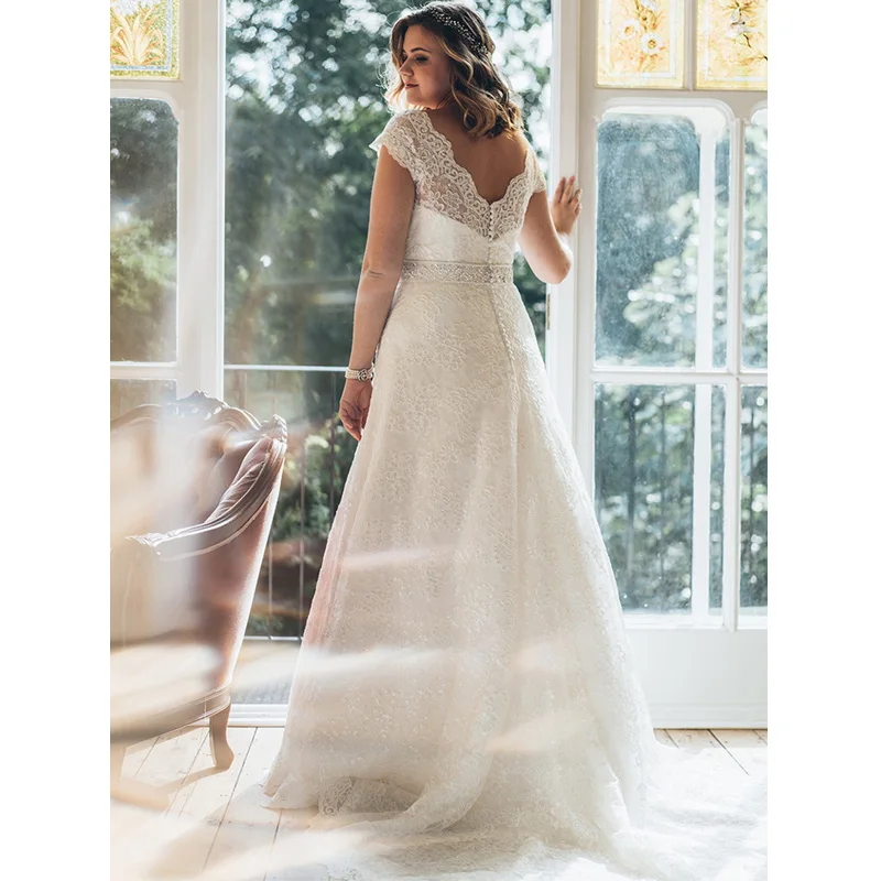 plus size lace wedding dress - Image 3