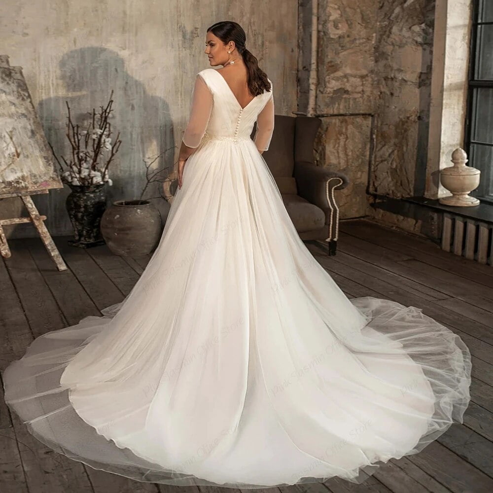 Plus size wedding dress for large bust - Image 3