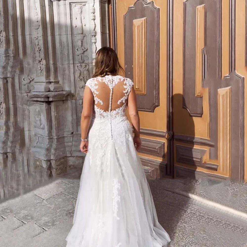 Plus size white wedding dress - Image 3