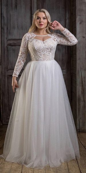 Plus size gothic wedding dress