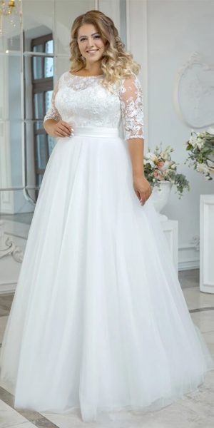 Hight neck plus size wedding dress